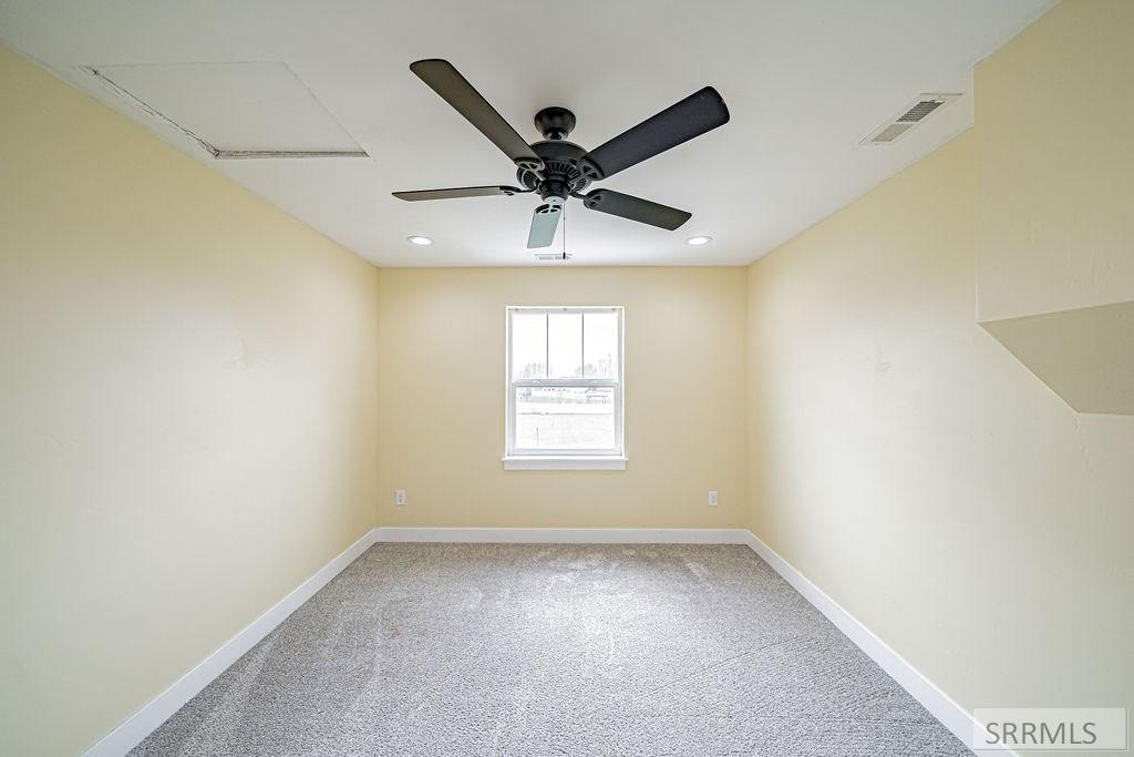 3710 E 337 N Property Photo 52