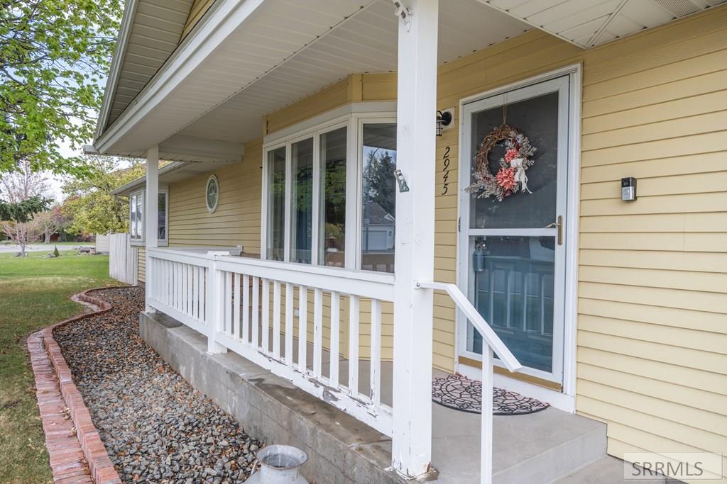 2945 Chaparral Drive Property Photo 4
