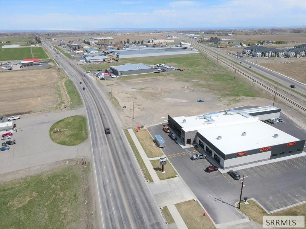 5.18 Acres N 2nd E Property Photo 16