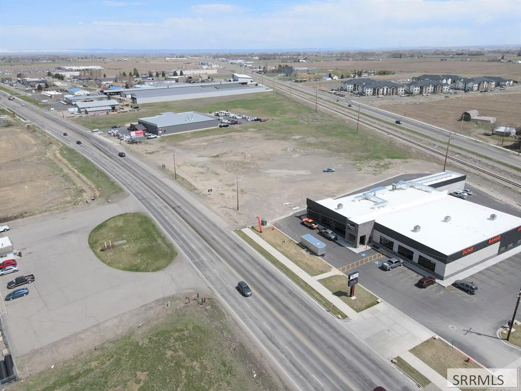 5.18 Acres N 2nd E Property Photo 17