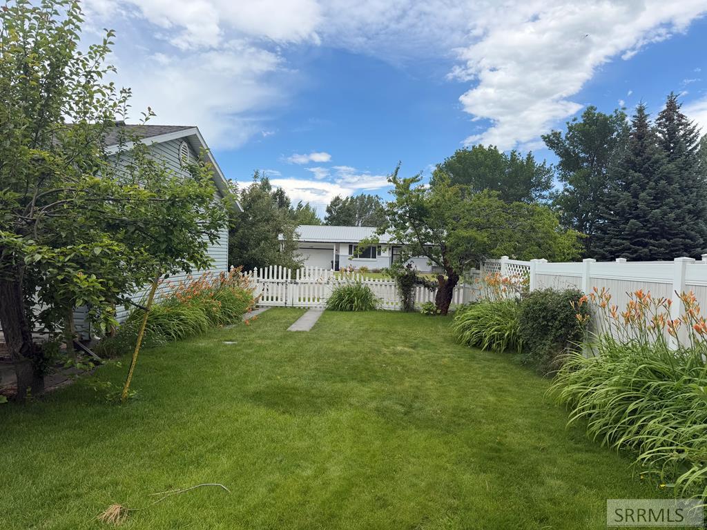 1795 Olympia Drive Property Photo 10