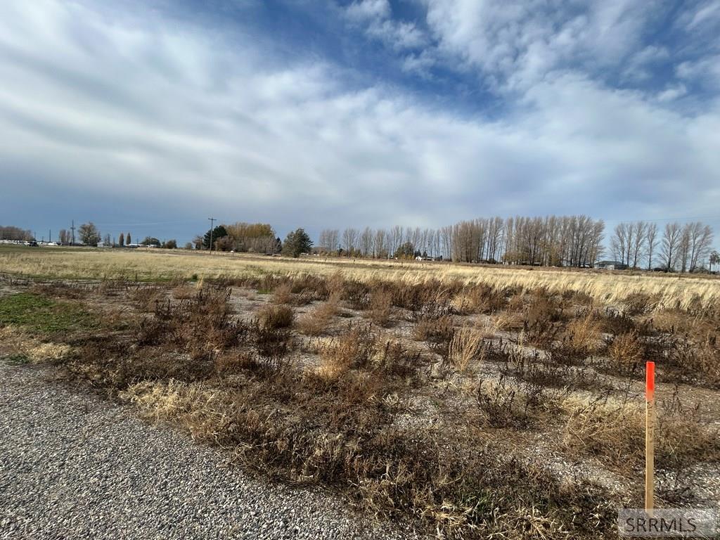 L6b1 S 330 N Property Photo 2