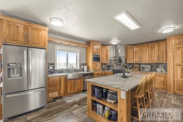 2453 S 1000 E Property Photo 7
