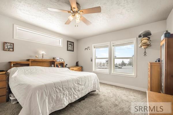 2453 S 1000 E Property Photo 19