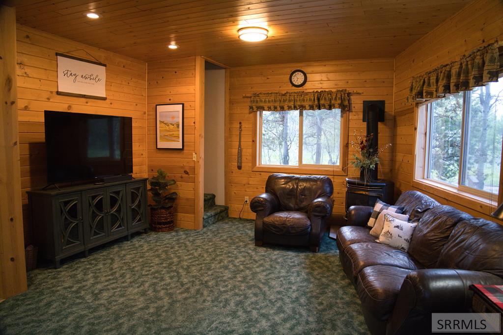3496 Spruce Lane Property Photo 9