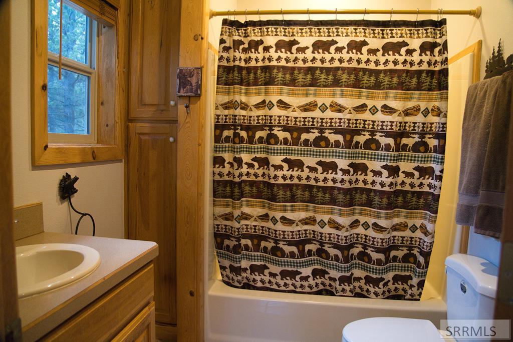 3496 Spruce Lane Property Photo 10