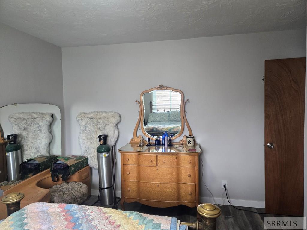 111 Hickok Property Photo 24
