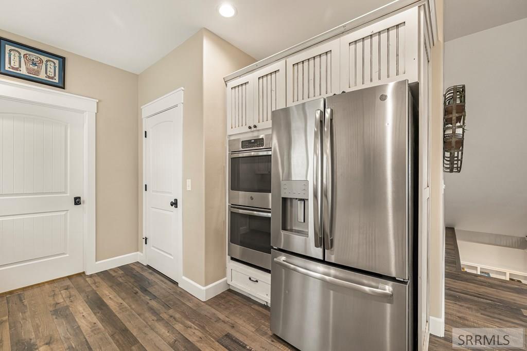 172 Charles Place Property Photo 10