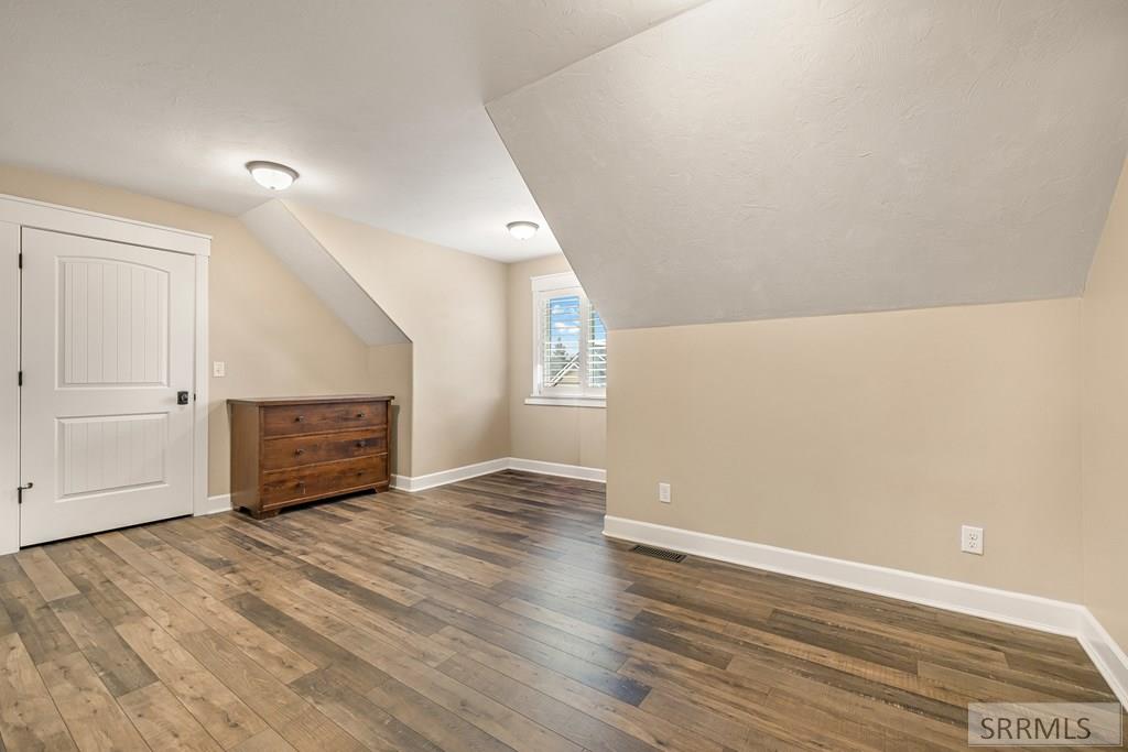 172 Charles Place Property Photo 19