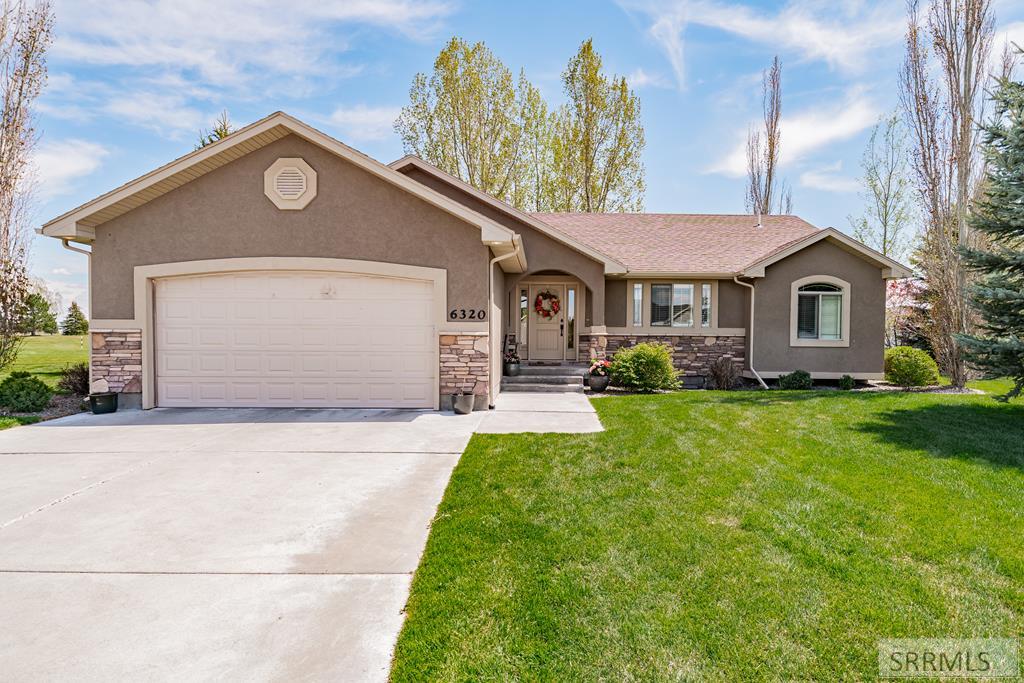6320 Glen Abby Circle Property Photo 1