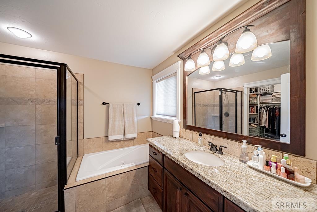 6320 Glen Abby Circle Property Photo 20