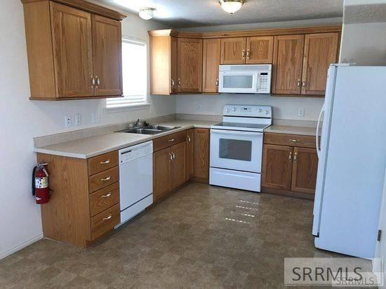 540 W 7th S # 204 Property Photo 2