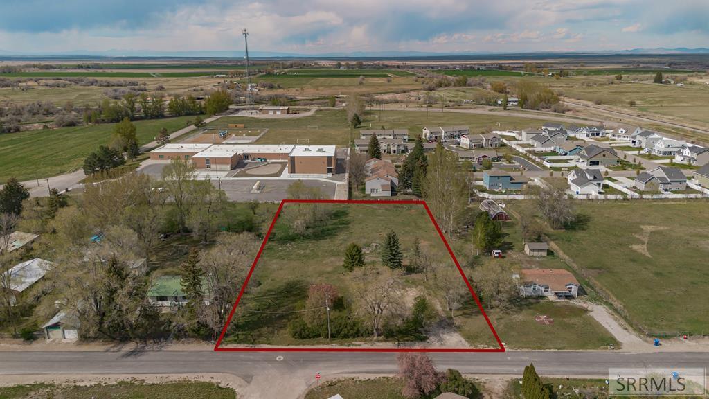2867 E 671 N Property Photo 1