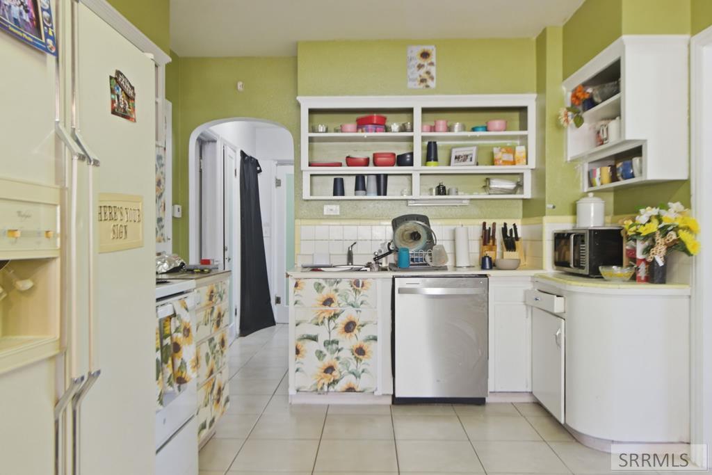 133 E 21st Street # 4 Property Photo 45
