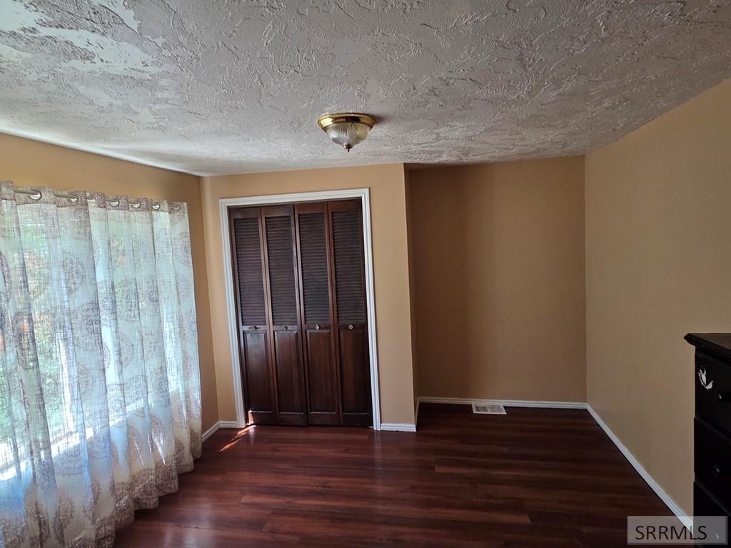 391 6th Street Property Photo 11