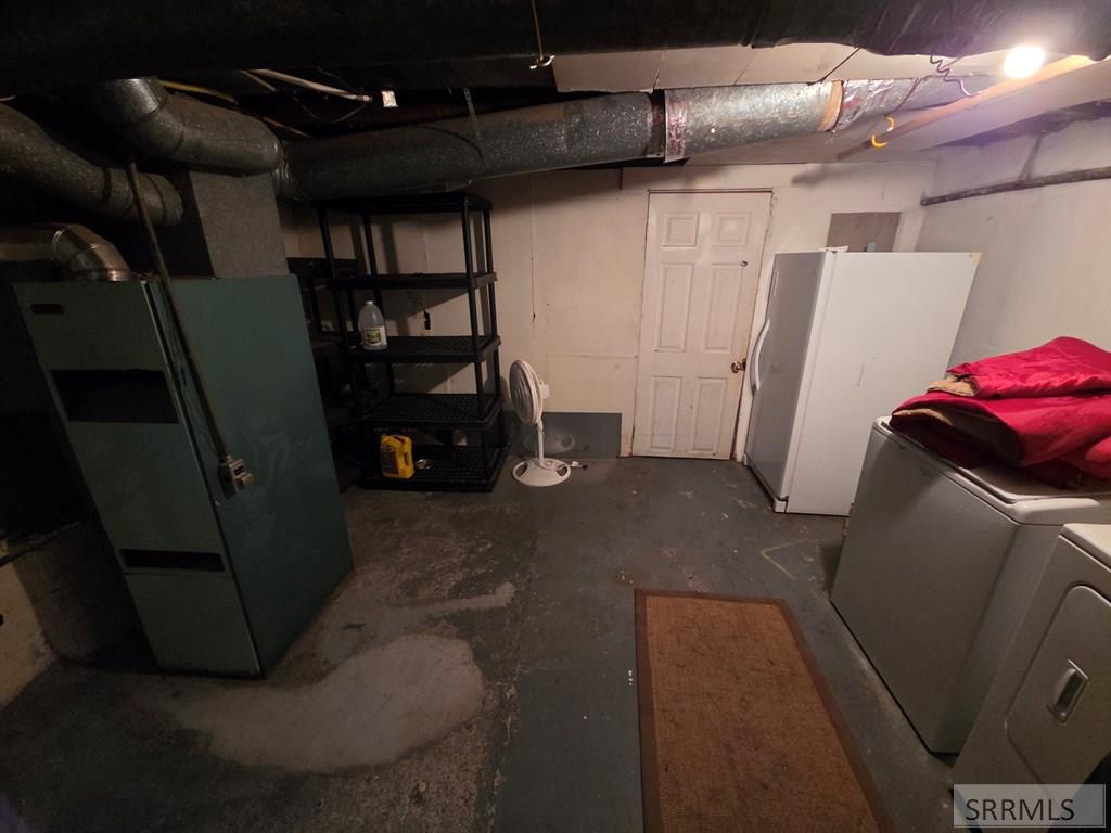 391 6th Street Property Photo 18