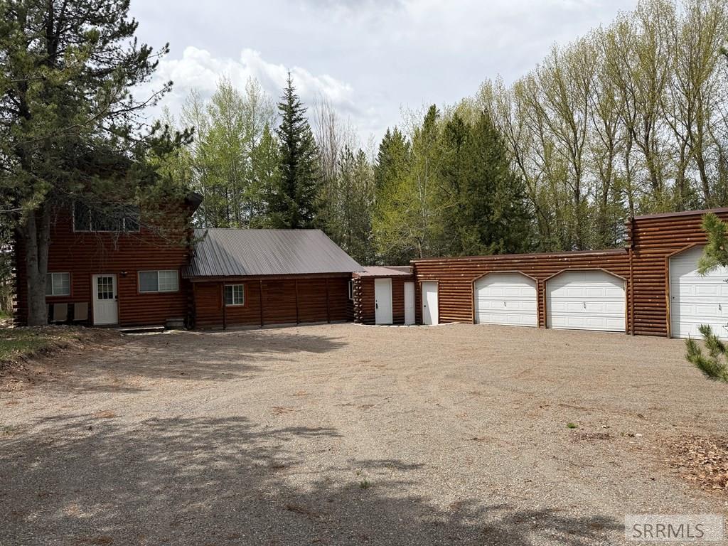 4450 Golden Eagle Drive Property Photo 6