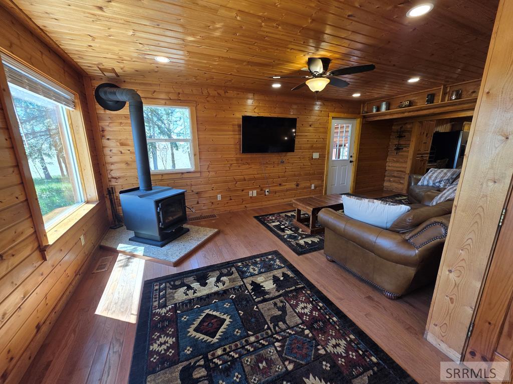4450 Golden Eagle Drive Property Photo 39