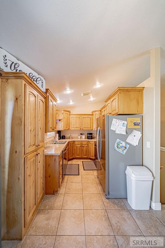 352 N Kimberly Drive Property Photo 13
