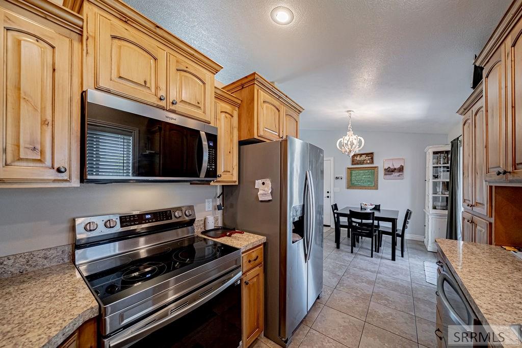 352 N Kimberly Drive Property Photo 16