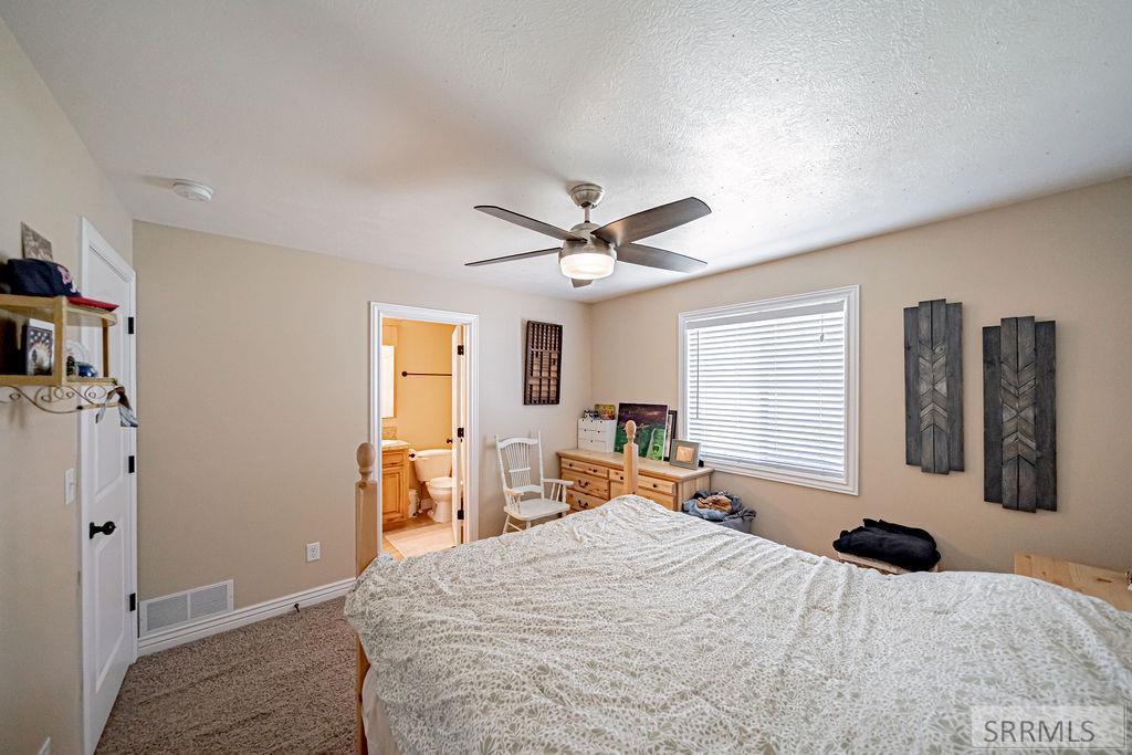 352 N Kimberly Drive Property Photo 23