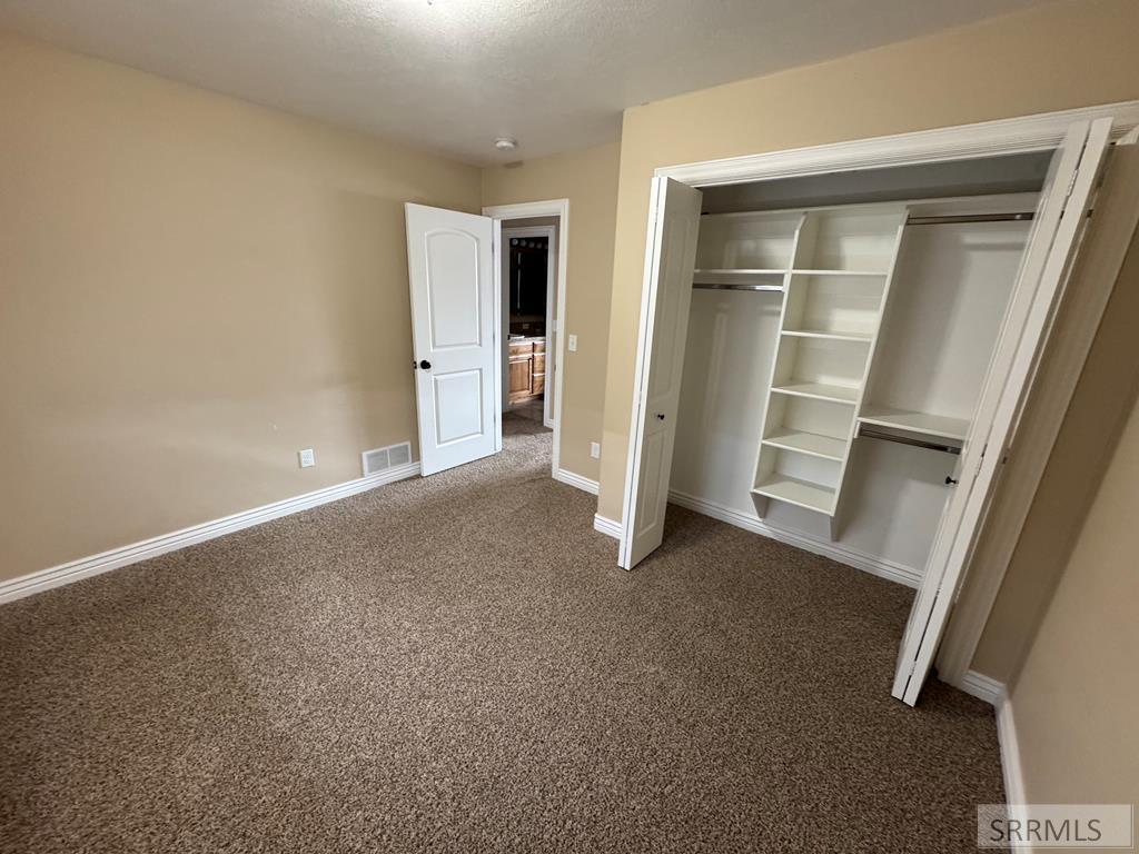 352 N Kimberly Drive Property Photo 33