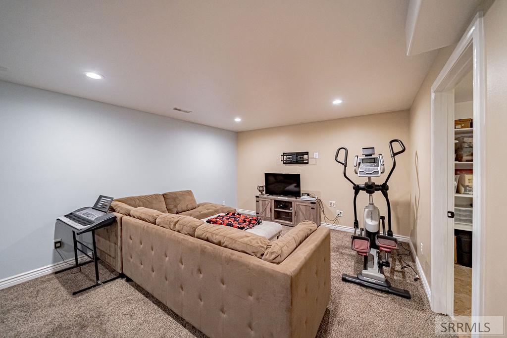 352 N Kimberly Drive Property Photo 43
