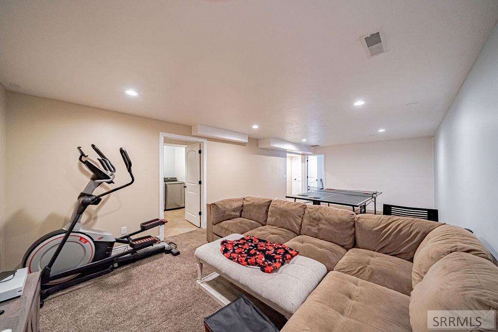 352 N Kimberly Drive Property Photo 44