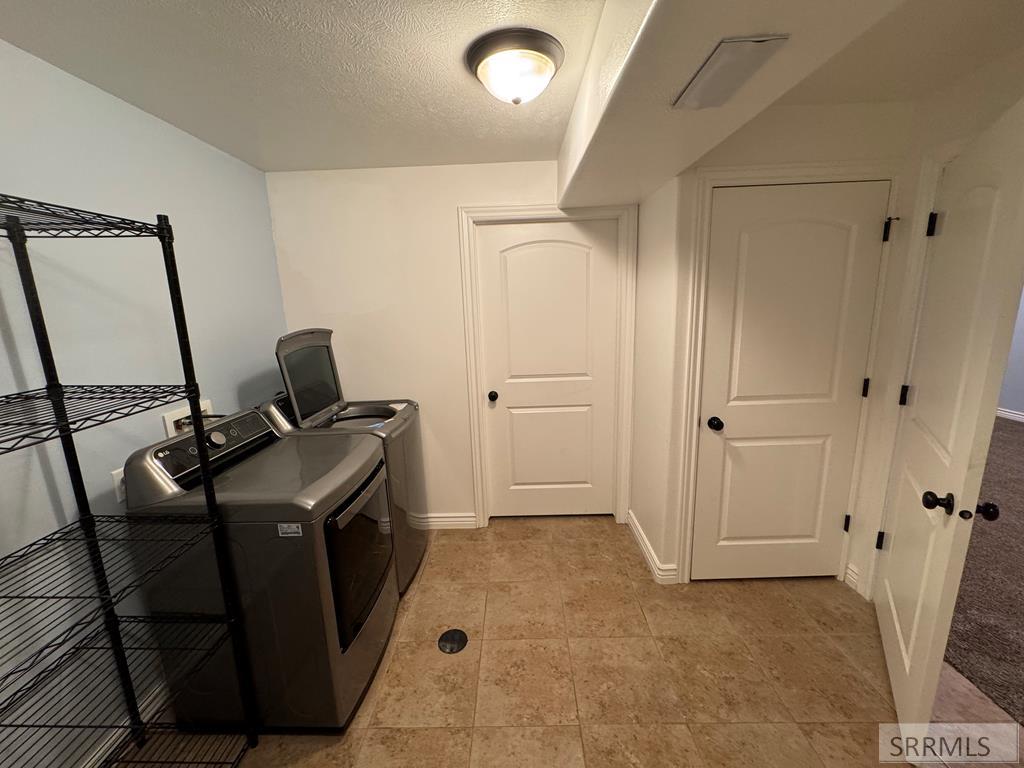 352 N Kimberly Drive Property Photo 55