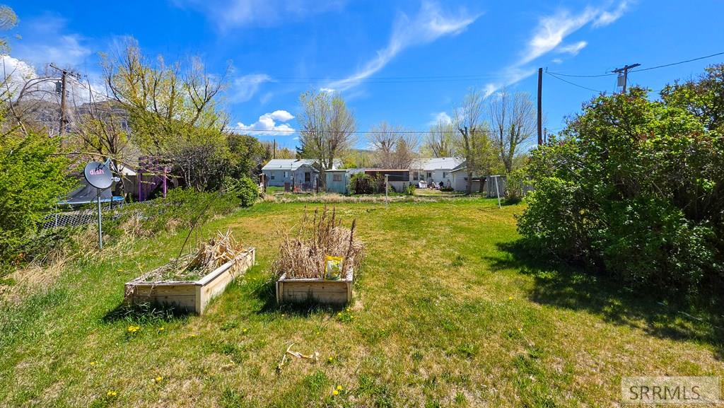 310 Louise Drive Property Photo 7