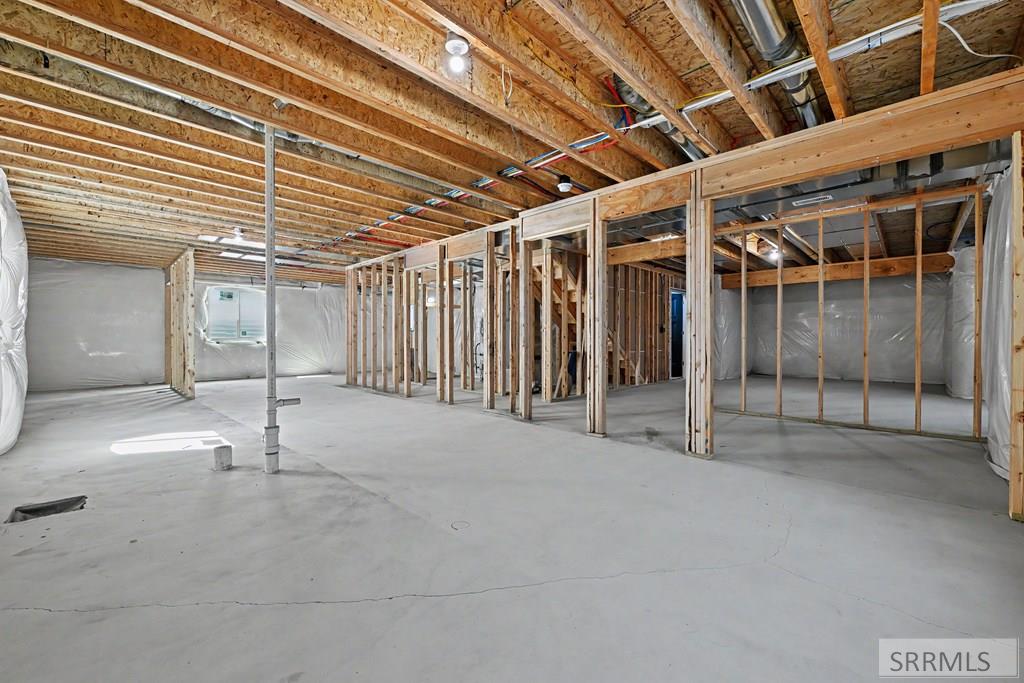 461 Spruce Way Property Photo 14