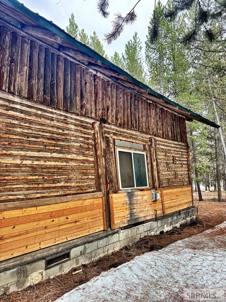 4066 Yale Creek Road Property Photo 7