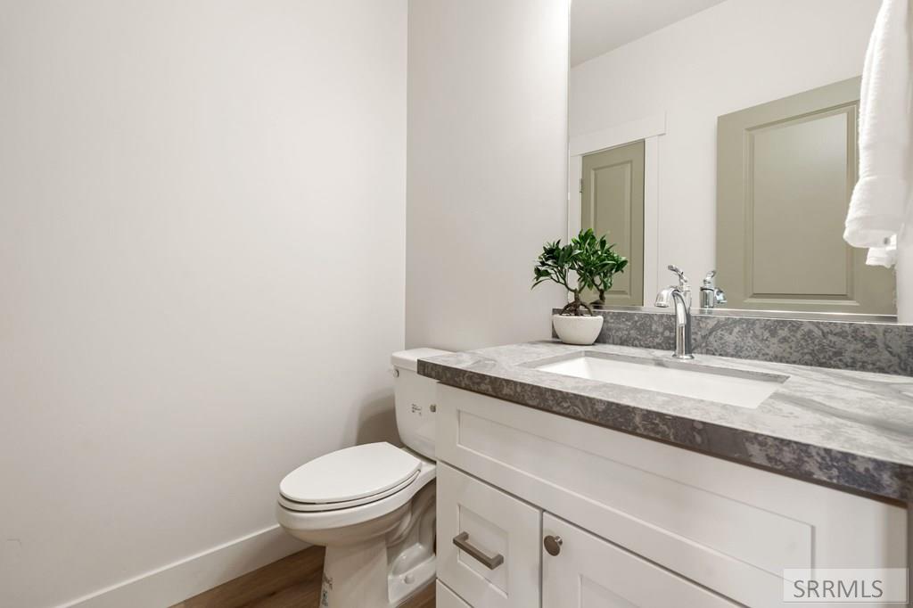 1161 Jasper Loop Property Photo 11