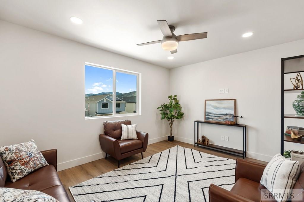 1161 Jasper Loop Property Photo 13