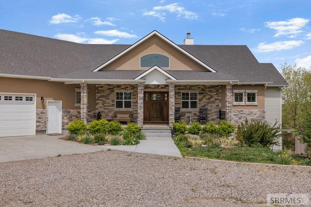 1190 N 1325 E Property Photo 2