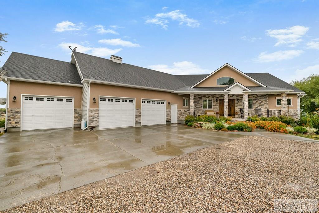 1190 N 1325 E Property Photo 3