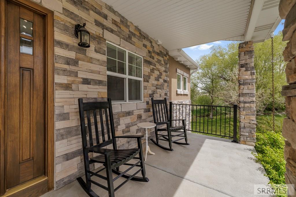 1190 N 1325 E Property Photo 4
