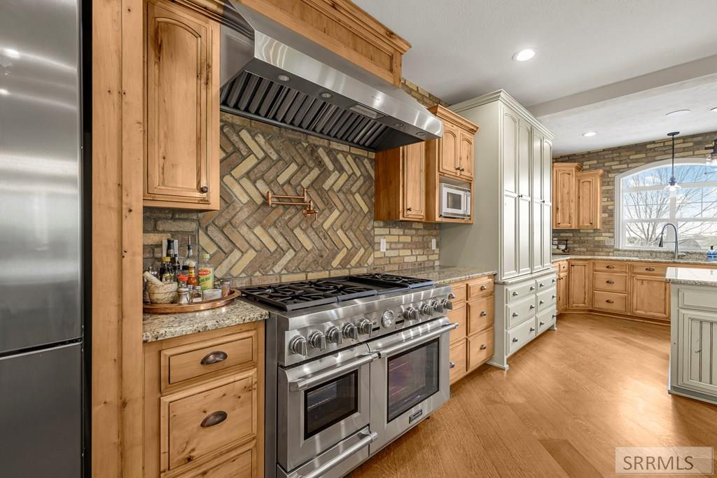 1190 N 1325 E Property Photo 14