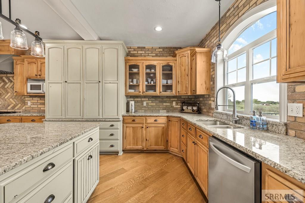 1190 N 1325 E Property Photo 18