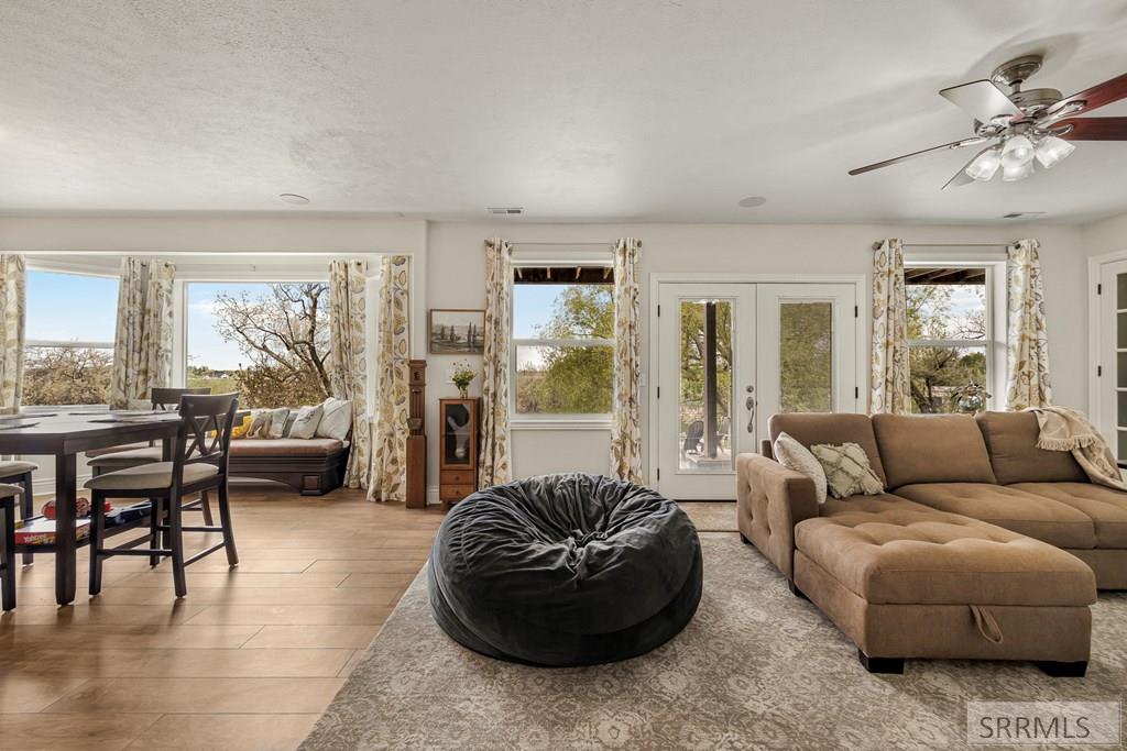 1190 N 1325 E Property Photo 34