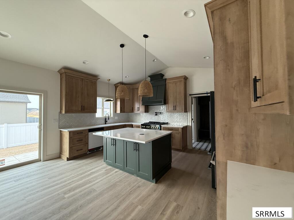 1662 Sandbar Street Property Photo 9