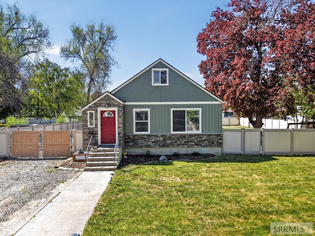 669 University Avenue Property Photo 1