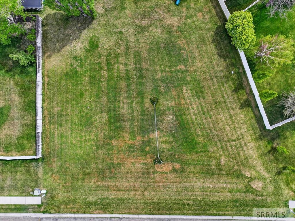 6114 Bay Hill Drive Property Photo 8