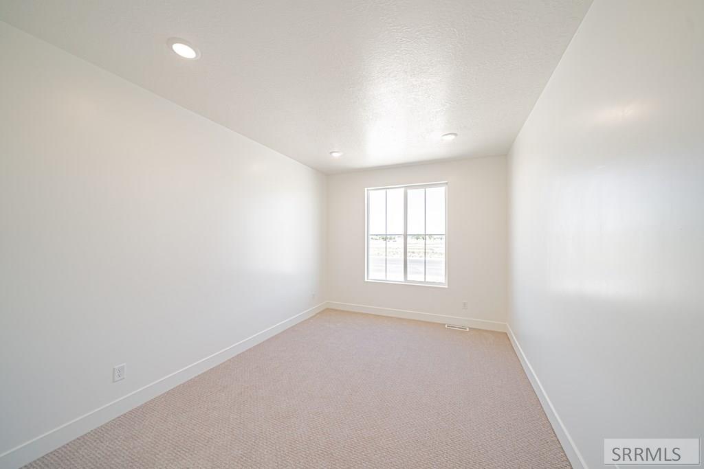 400 Sage Lakes Blvd Property Photo 43