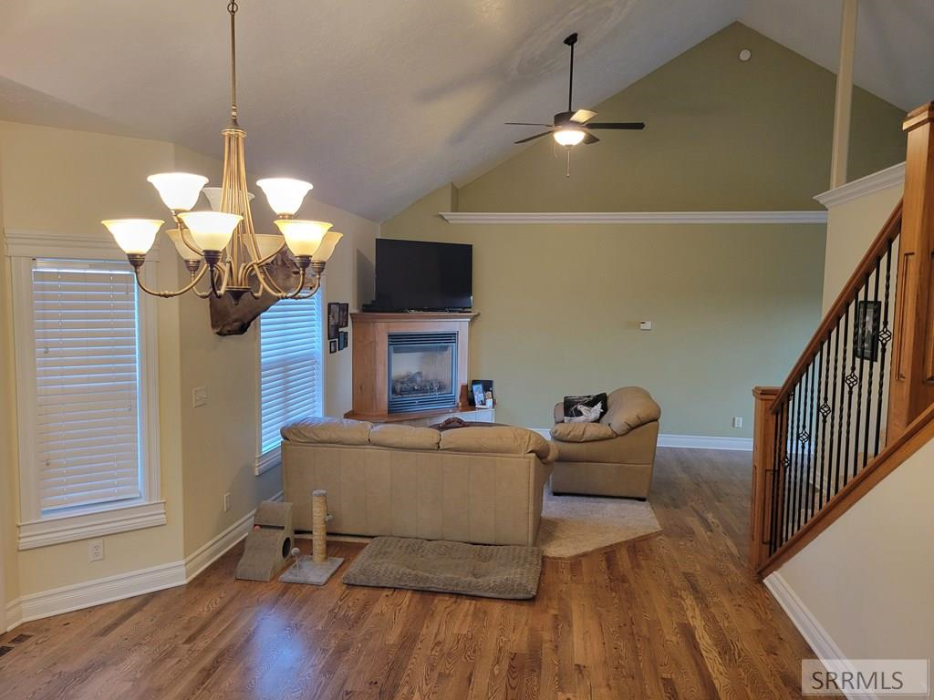152 N 3700 E Property Photo 18
