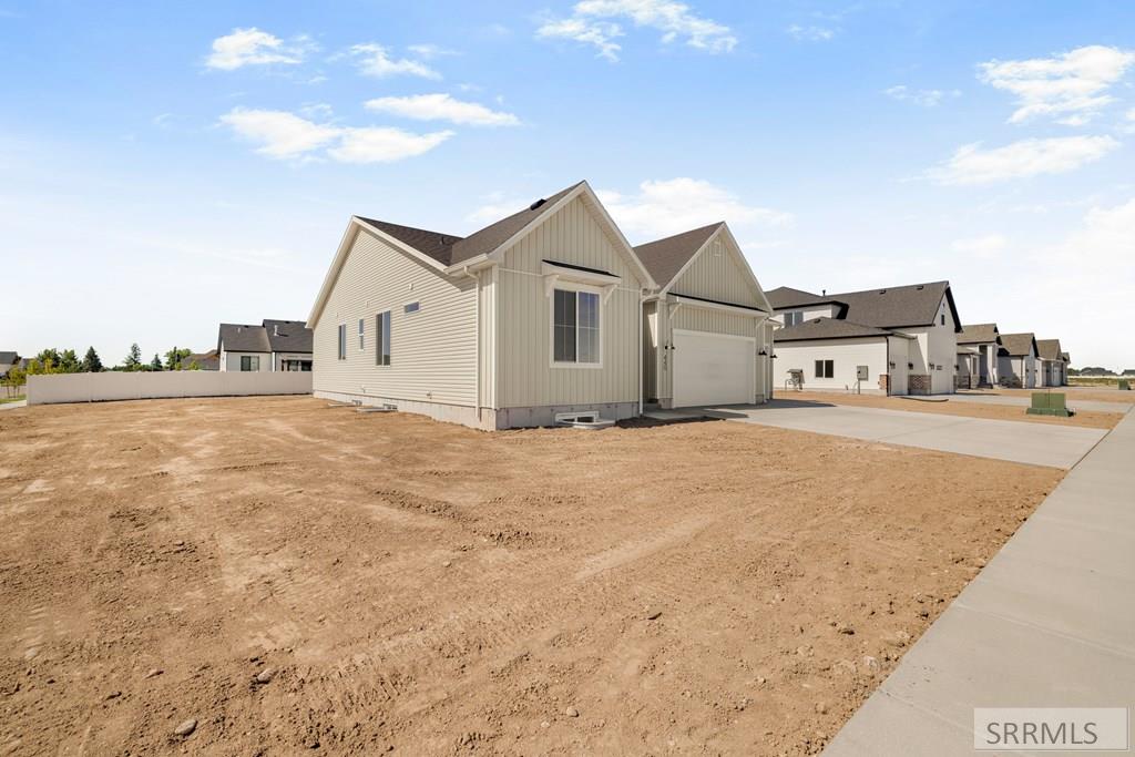 440 Sage Lakes Blvd Property Photo 31