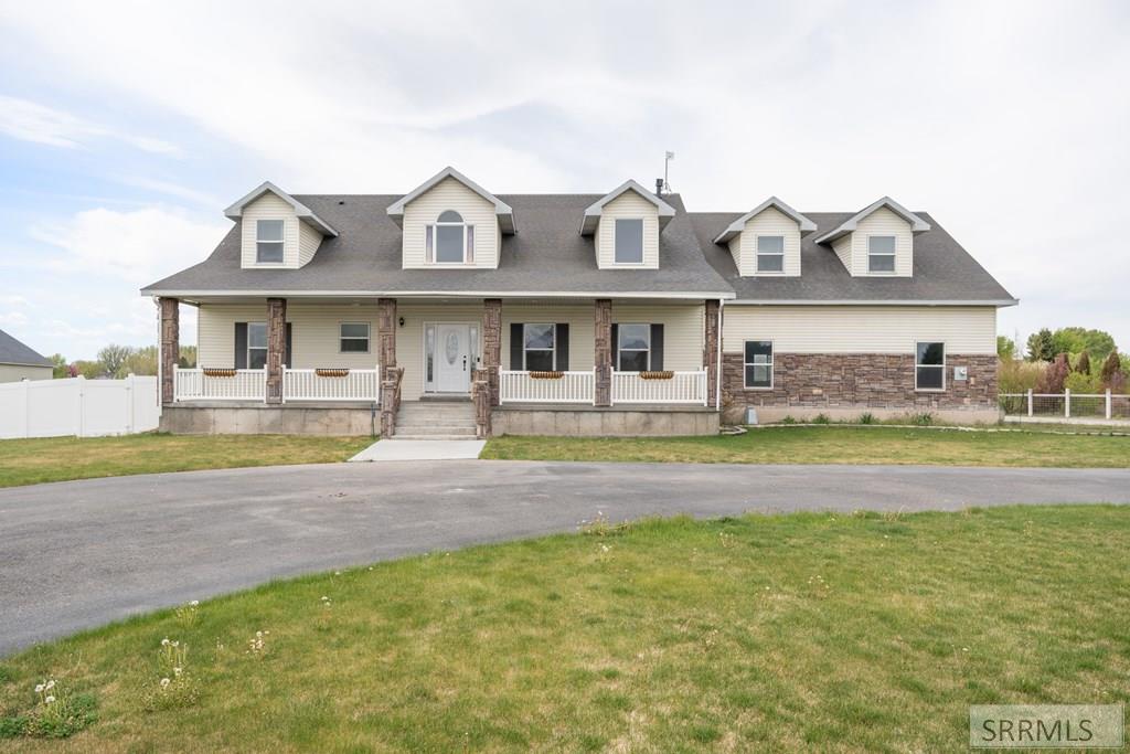 11 N 3202 E Property Photo 2