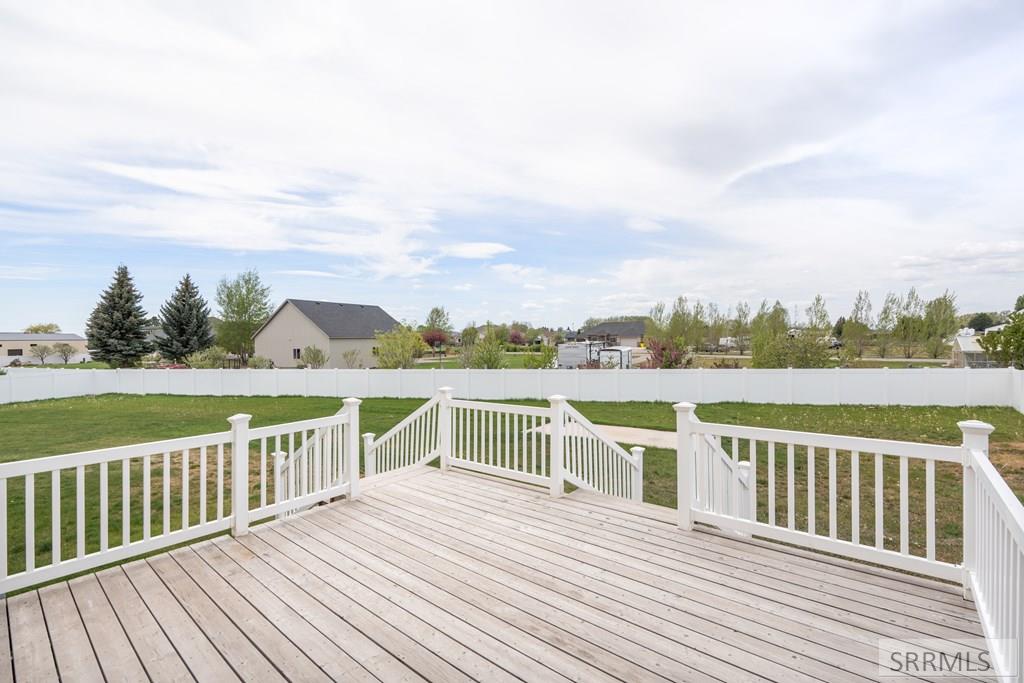 11 N 3202 E Property Photo 5