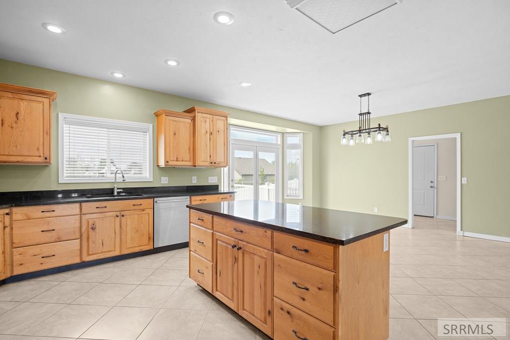 11 N 3202 E Property Photo 7