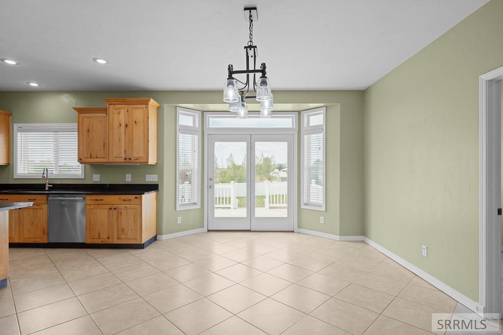 11 N 3202 E Property Photo 12